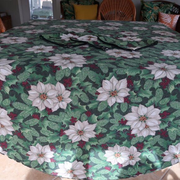 VTG Charter Club White Poinsettia Christmas Tablecloth & Napkins - Picture 3 of 8